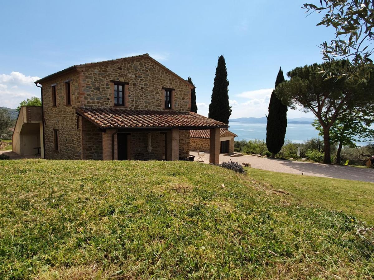 Апарт отель Antico Casale Tiravento Пассиньяно-суль-Тразимено Экстерьер фото